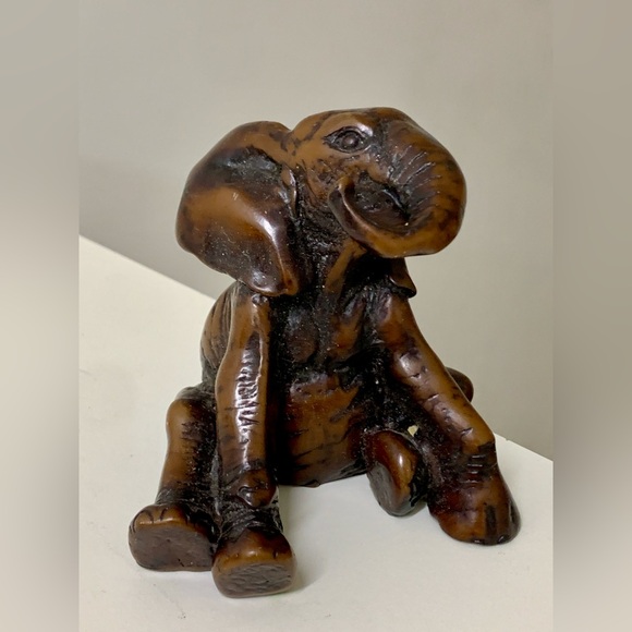 Vintage Mid Century Antique Sitting Playful Baby Elephant Figurine Statue - Picture 12 of 16